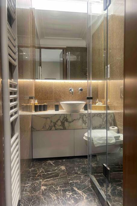 Estia Boutique Apartment Атина Екстериор снимка